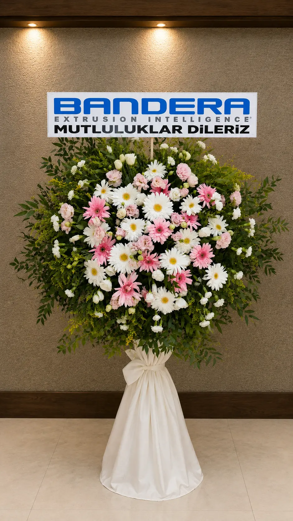 Pembe Beyaz Gerbera Ferforje Çiçek